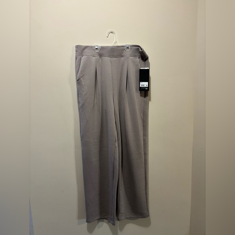 90 Degree By Reflex woman’s Tan Pants